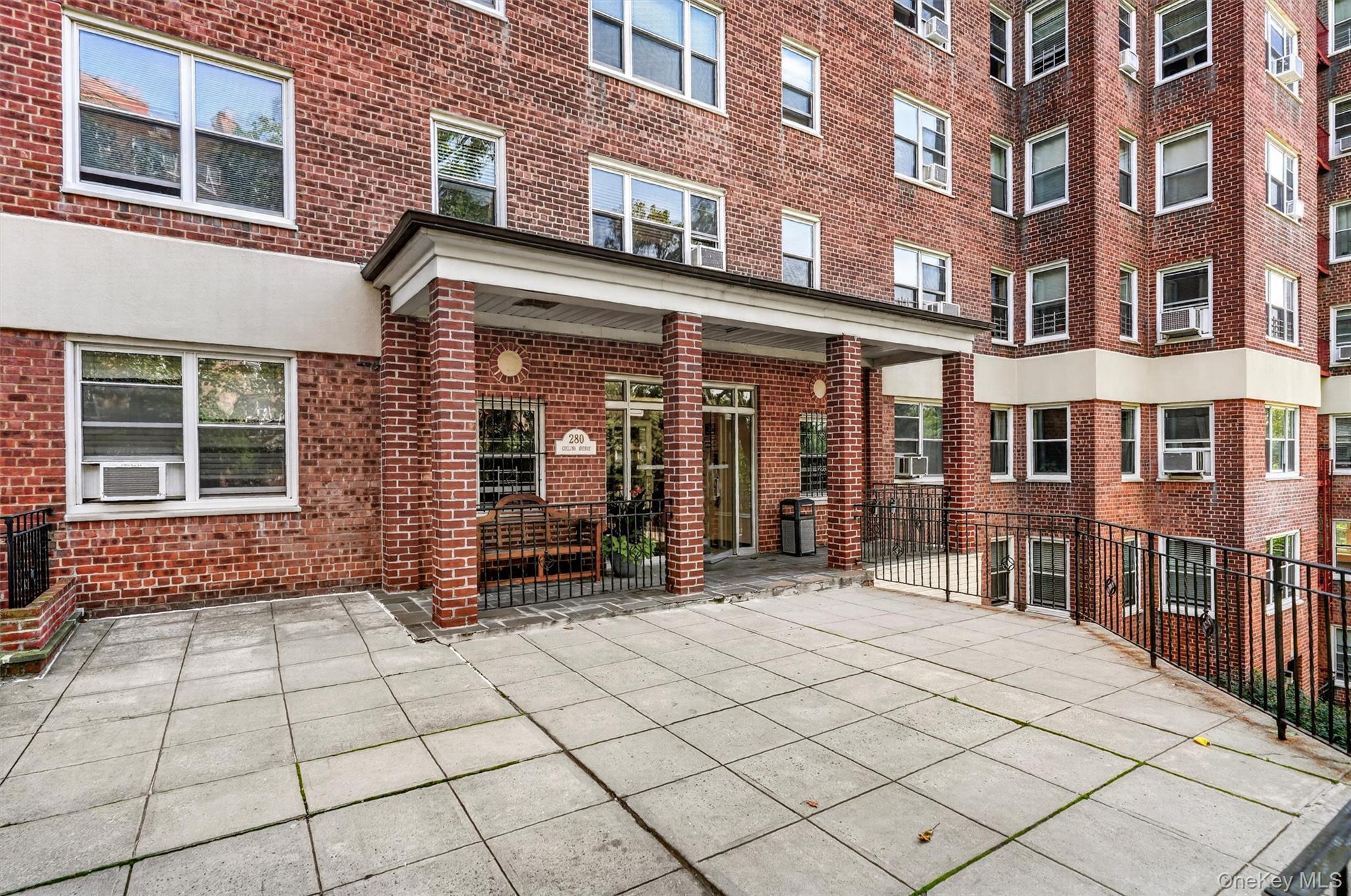 1st image of 280 Collins Ave #1A, Mount Vernon, NY 10552 | MLS# 1039817