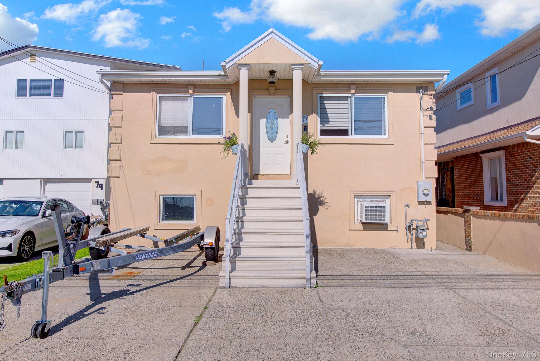 2nd image of 76 Suffolk Rd, Hempstead, NY 11558 | MLS# 1039818