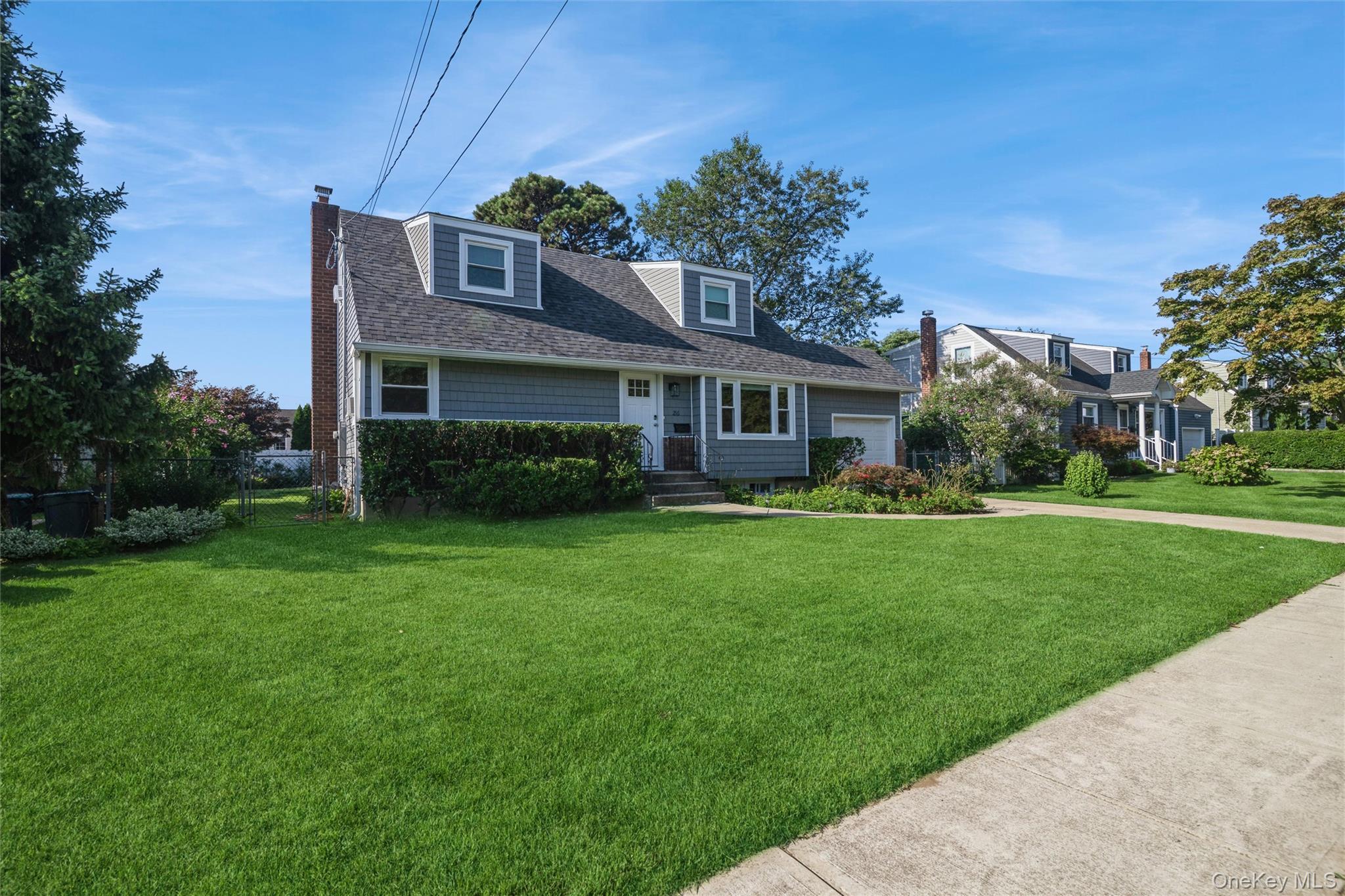 2nd image of 216 N Hawthorne St, Oyster Bay, NY 11758 | MLS# 1039823