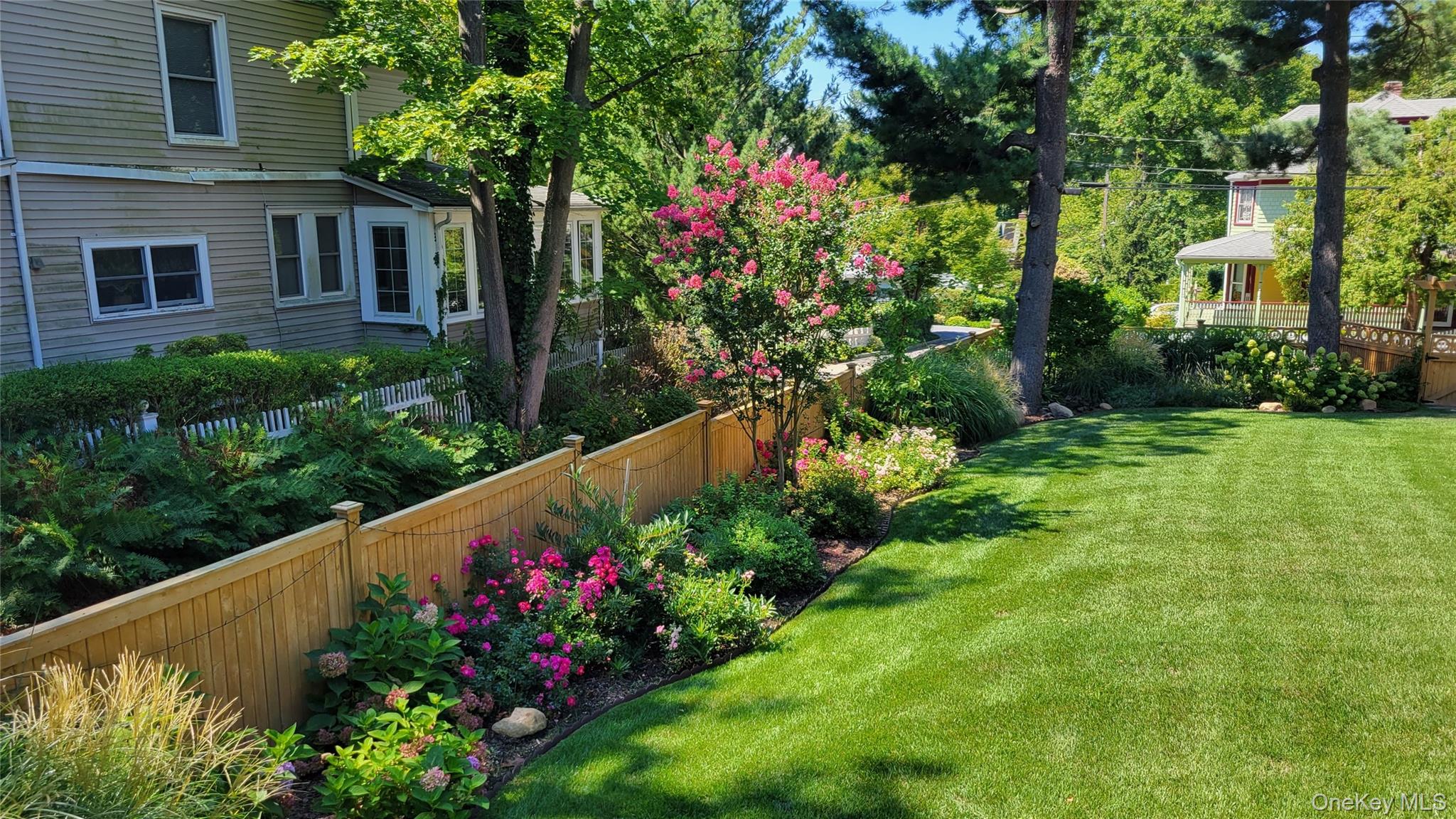 5th image of 18 20Th Ave, Oyster Bay, NY 11579 | MLS# 1039834