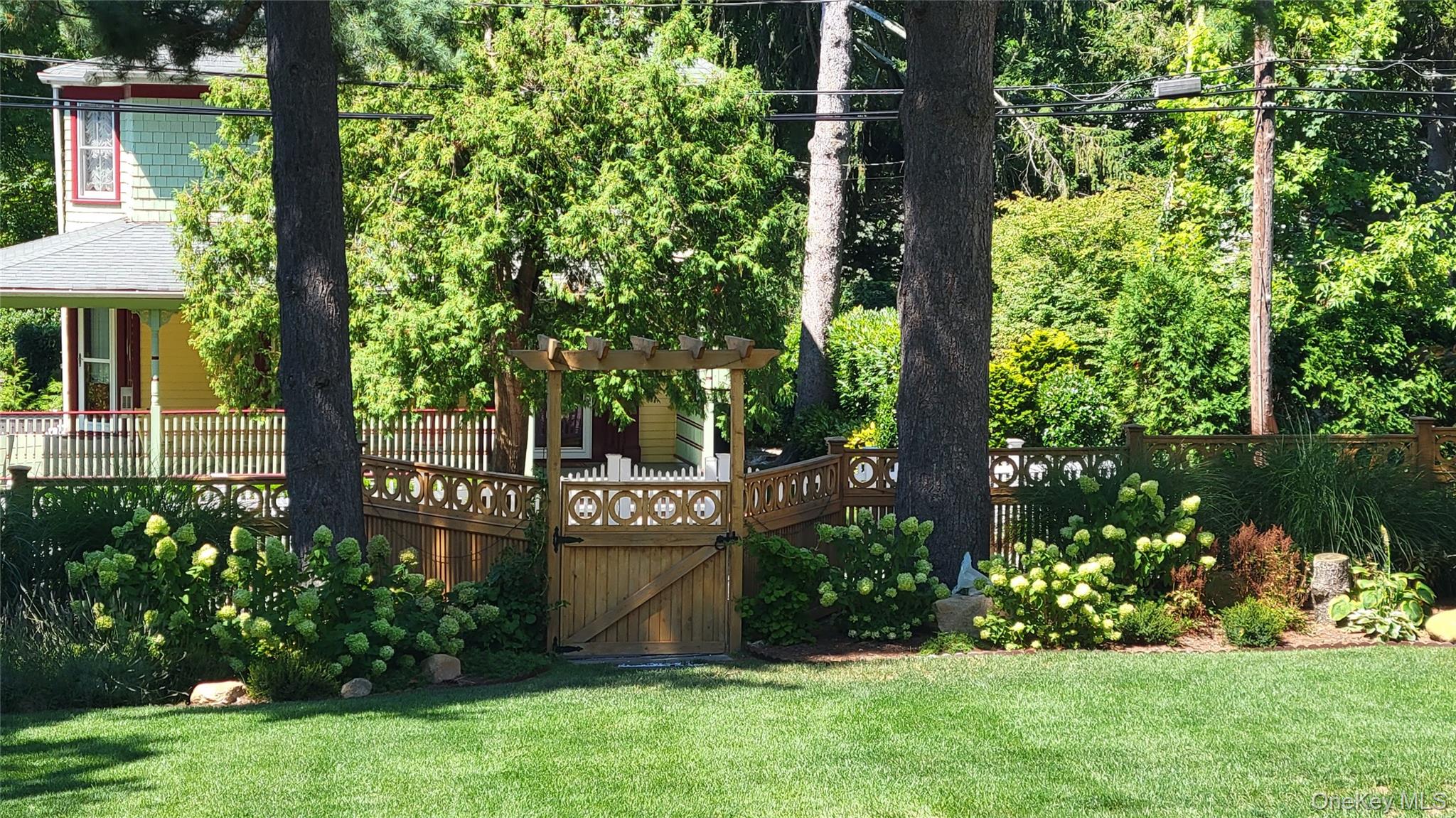 4th image of 18 20Th Ave, Oyster Bay, NY 11579 | MLS# 1039834
