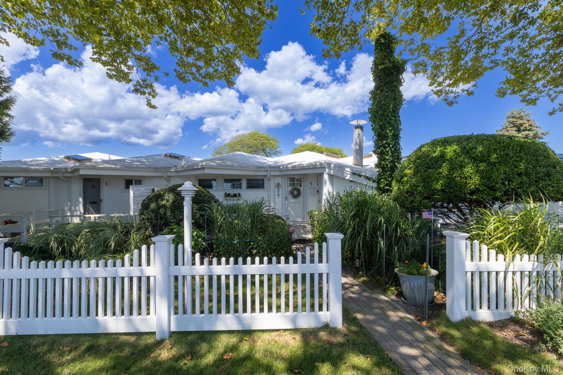 4th image of 35 Library Ave, Southampton, NY 11968