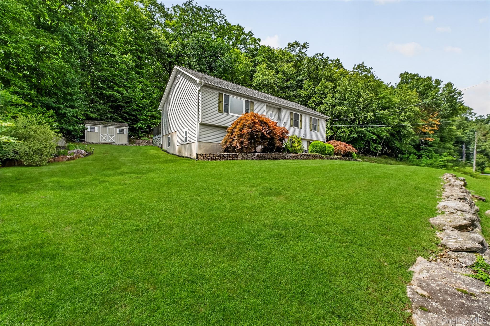2nd image of 35 Glenna Dr, Carmel, NY 10512 | MLS# 1039879