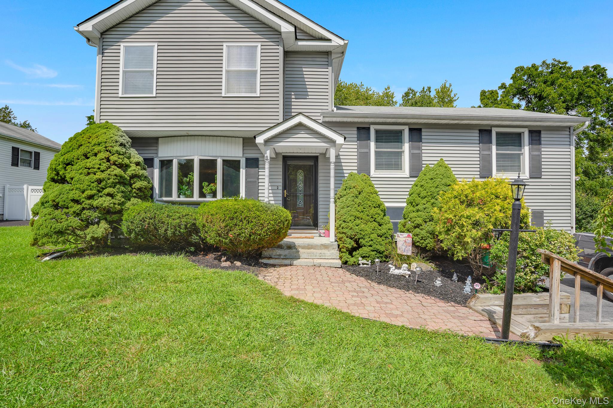 3rd image of 8 Hampton Rd, Poughkeepsie (town), NY 12603 | MLS# 1039910