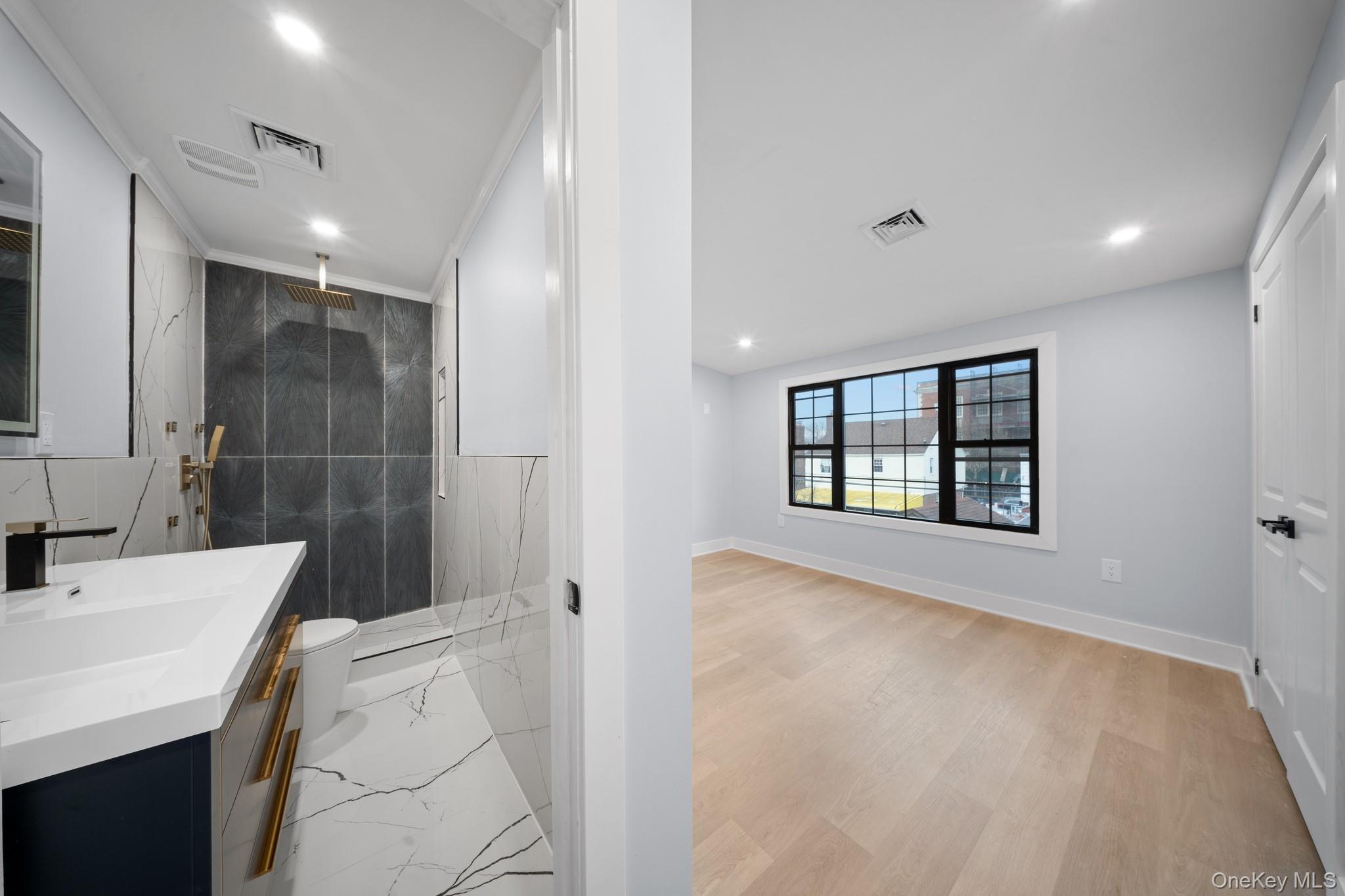 4th image of 11593 217Th St, New York, NY 11411 | MLS# 1039929