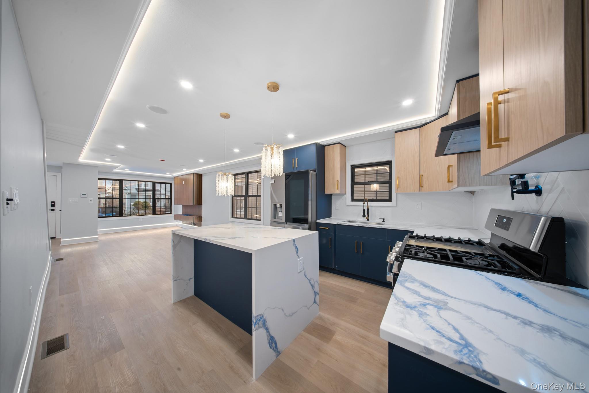 1st image of 11593 217th St, New York, NY 11411 | MLS# 1039929