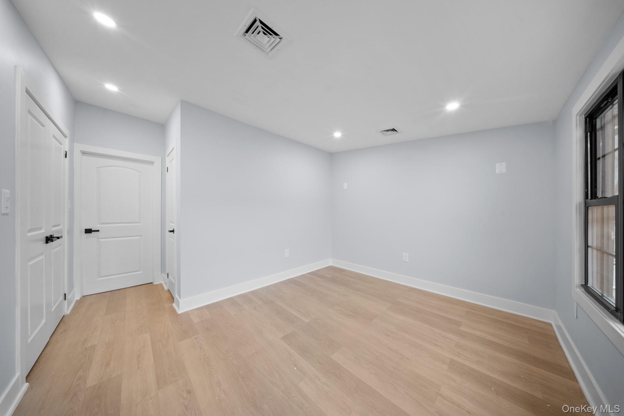 5th image of 11593 217Th St, New York, NY 11411 | MLS# 1039929