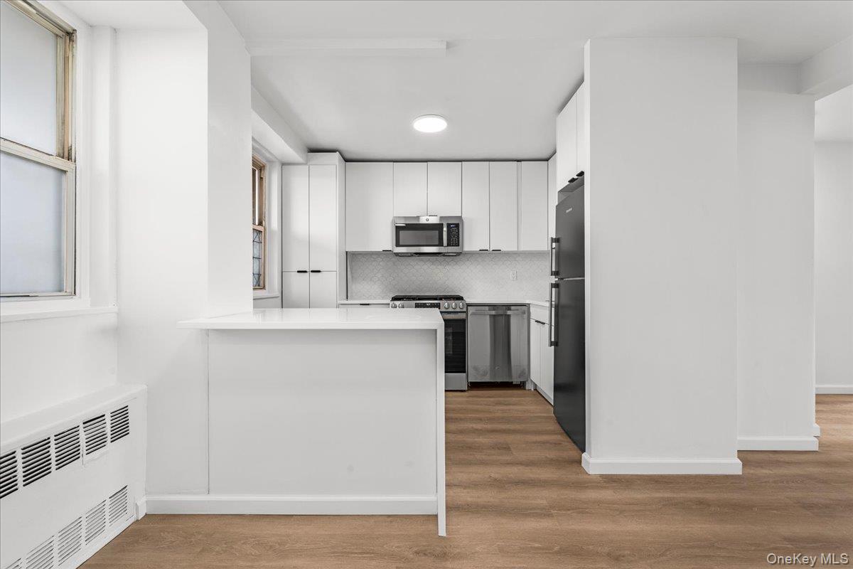 5th image of 5800 Arlington Ave #16L, New York, NY 10471 | MLS# 1040010