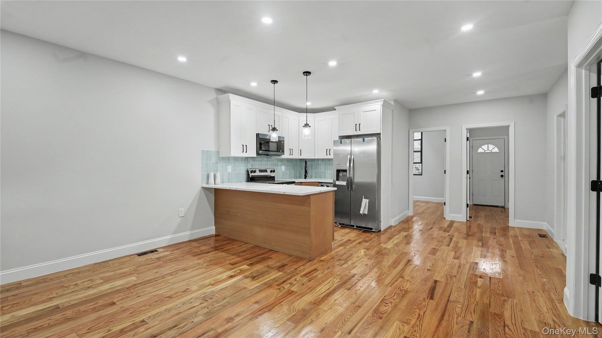 2nd image of 51 Hill St, New York, NY 11208 | MLS# 1040016