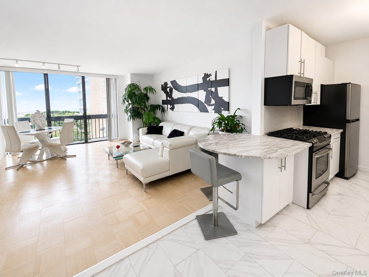 3rd image of 27010 Grand Central Pkwy #20T, New York, NY 11005 | MLS# 1040017