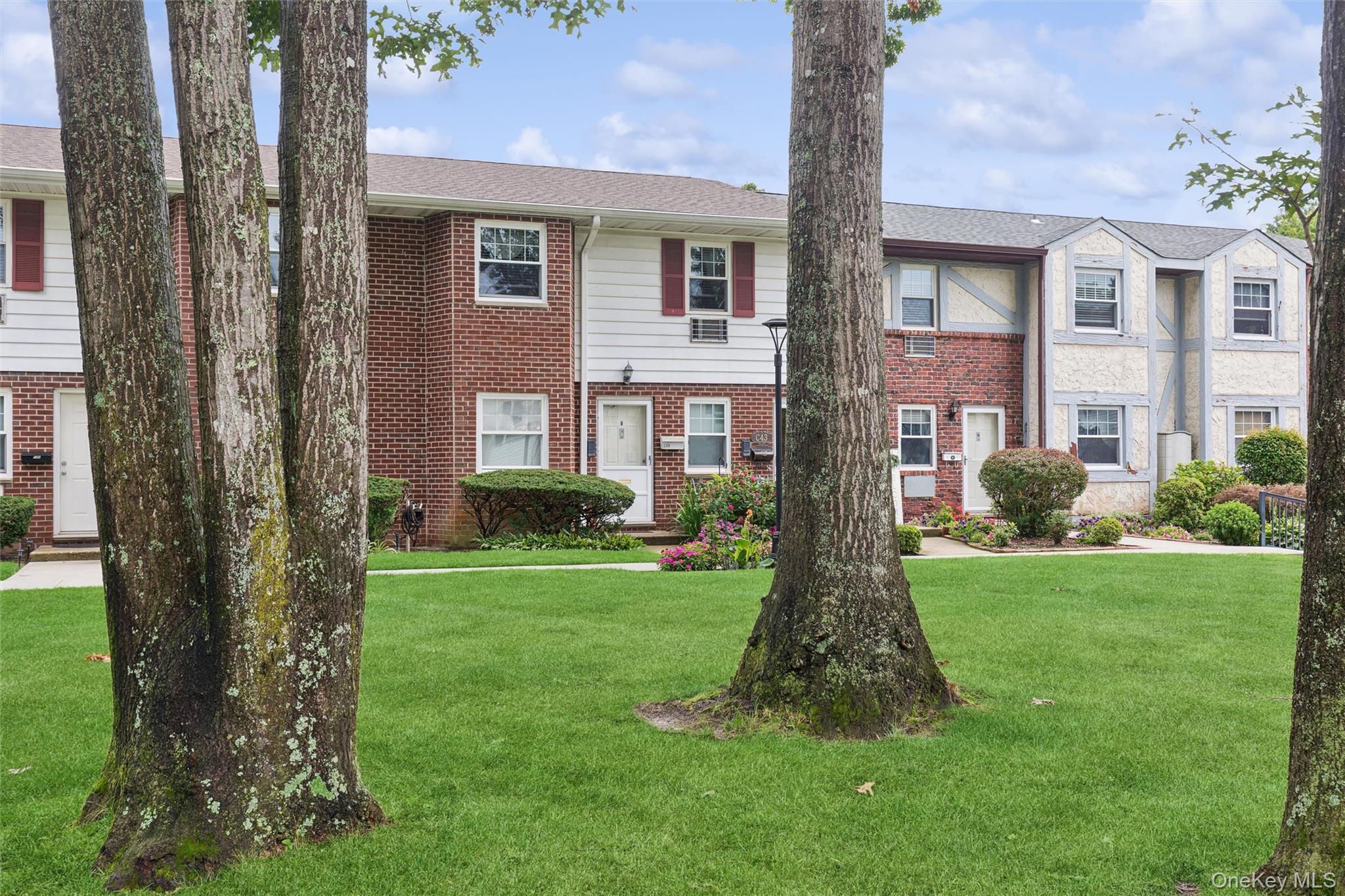 20th image of 10 Glen Hollow Dr #C44, Brookhaven, NY 11742 | MLS# 1040029