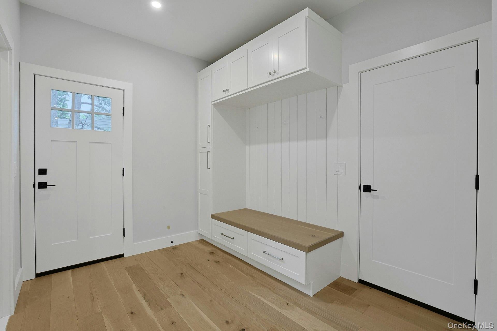 Photo 5 of Single family home for sale at 100 Hazelton Cir, Ossining, NY 10510 | MLS# 1040064 | Listing updated on 2026-09-06