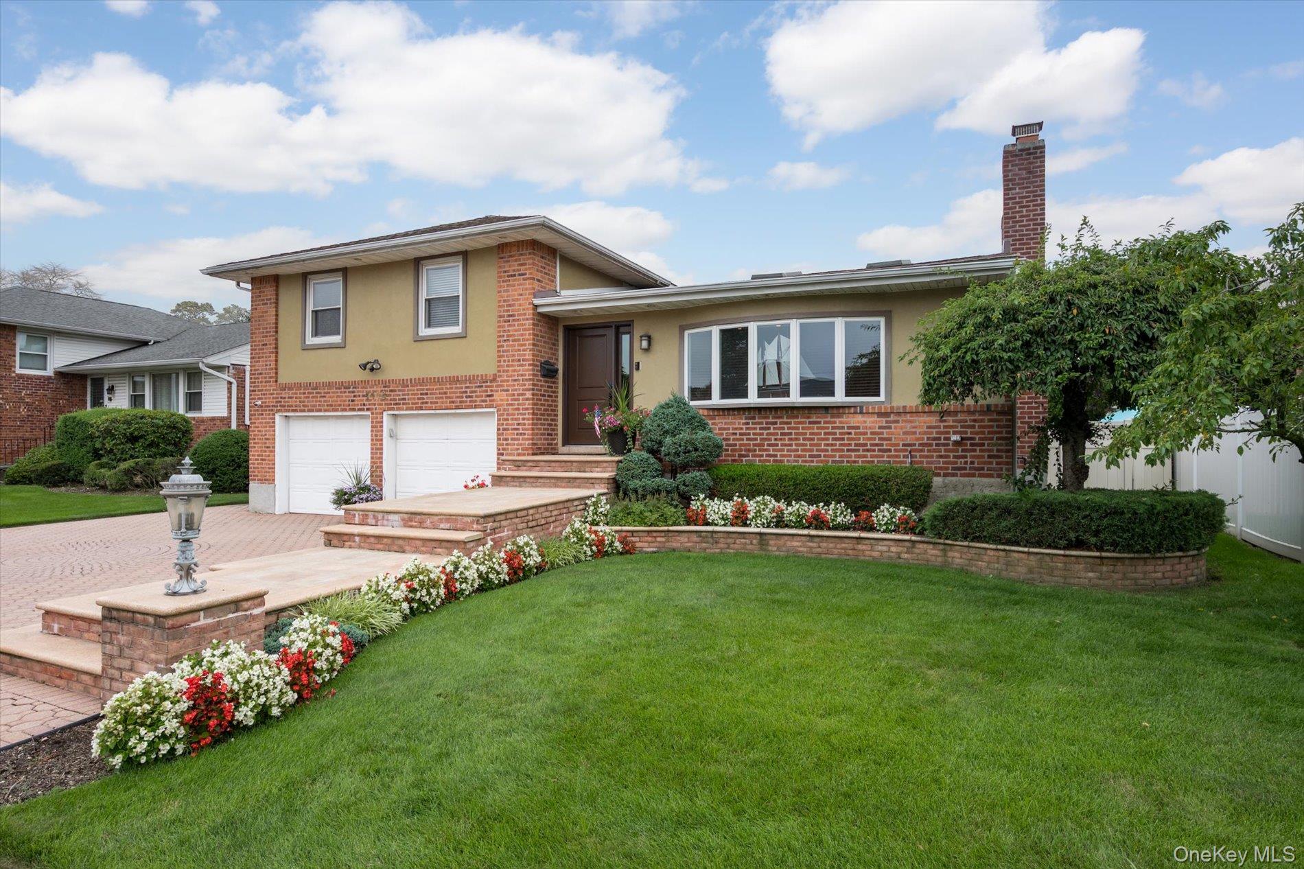 2nd image of 1118 Howard Dr, Hempstead, NY 11590 | MLS# 1040069