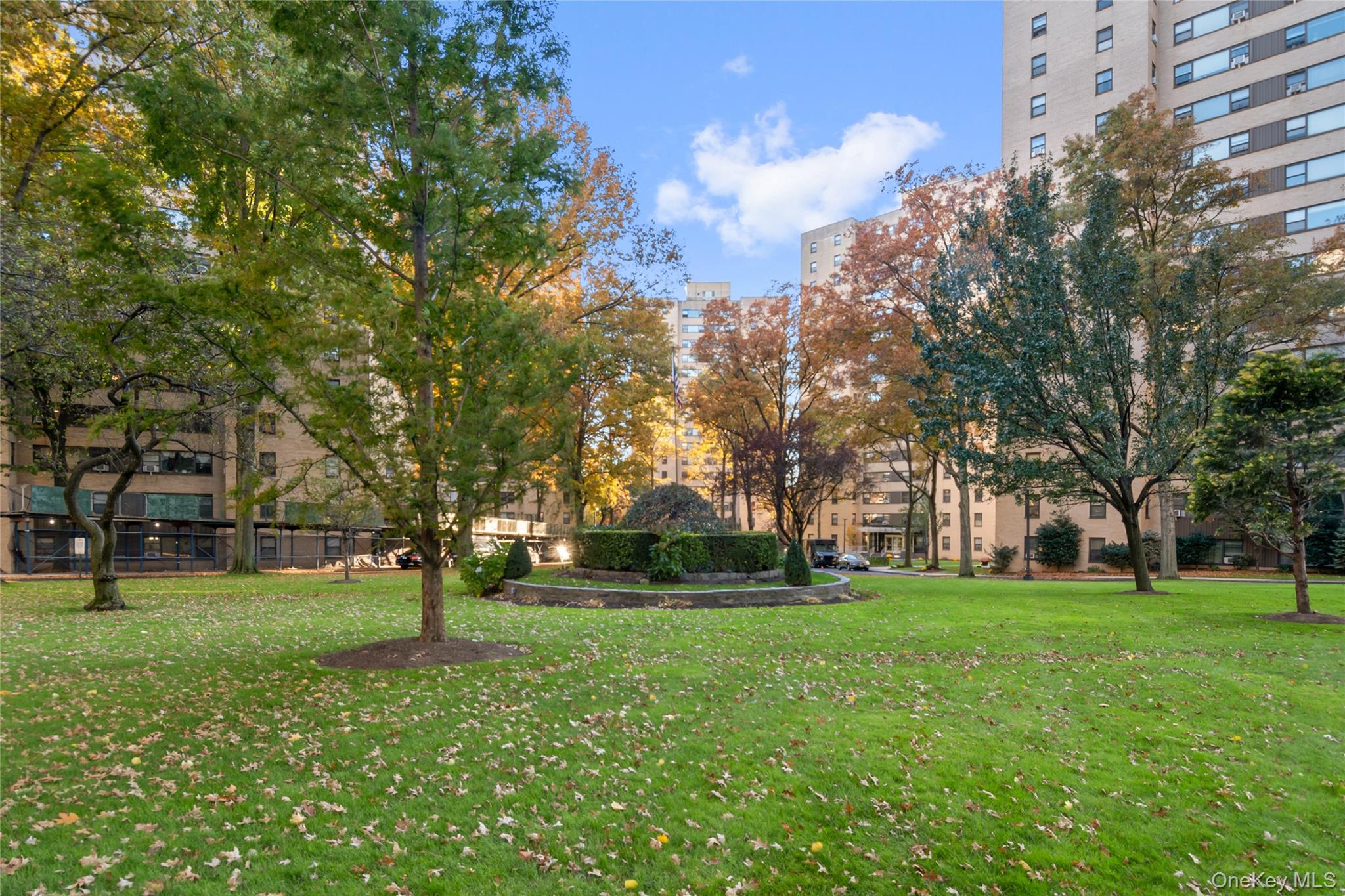 2nd image of 8 Fordham Hl Oval, New York, NY 10468
