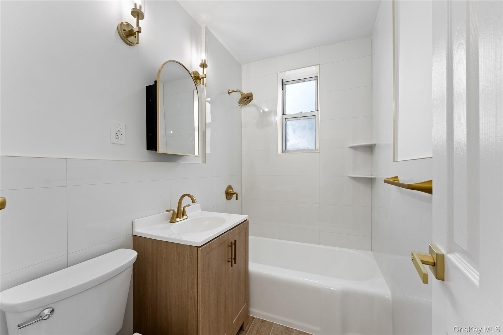 11th image of 5645 Netherland #6B, New York, NY 10471 | MLS# 1040108