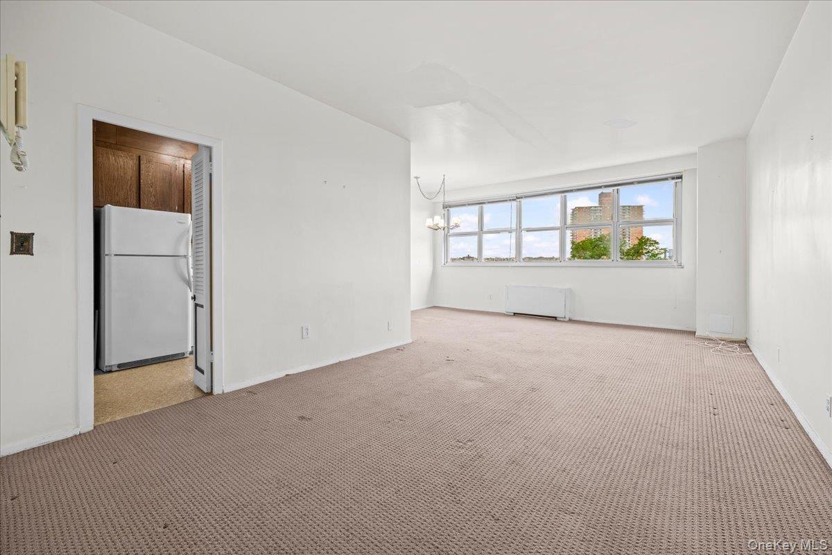 2nd image of 555 Palisade Ave #3T, New York, NY 10463 | MLS# 1040121