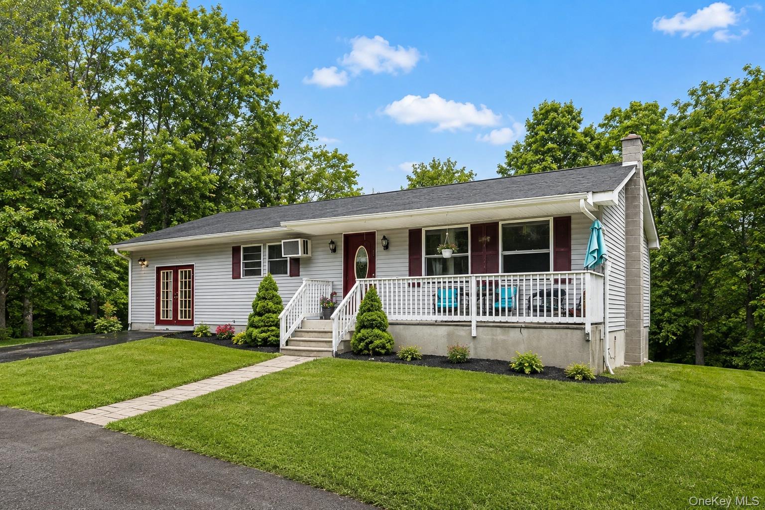 1st image of 164 Brookside Farms Rd, Newburgh (town), NY 12550 | MLS# 1040133