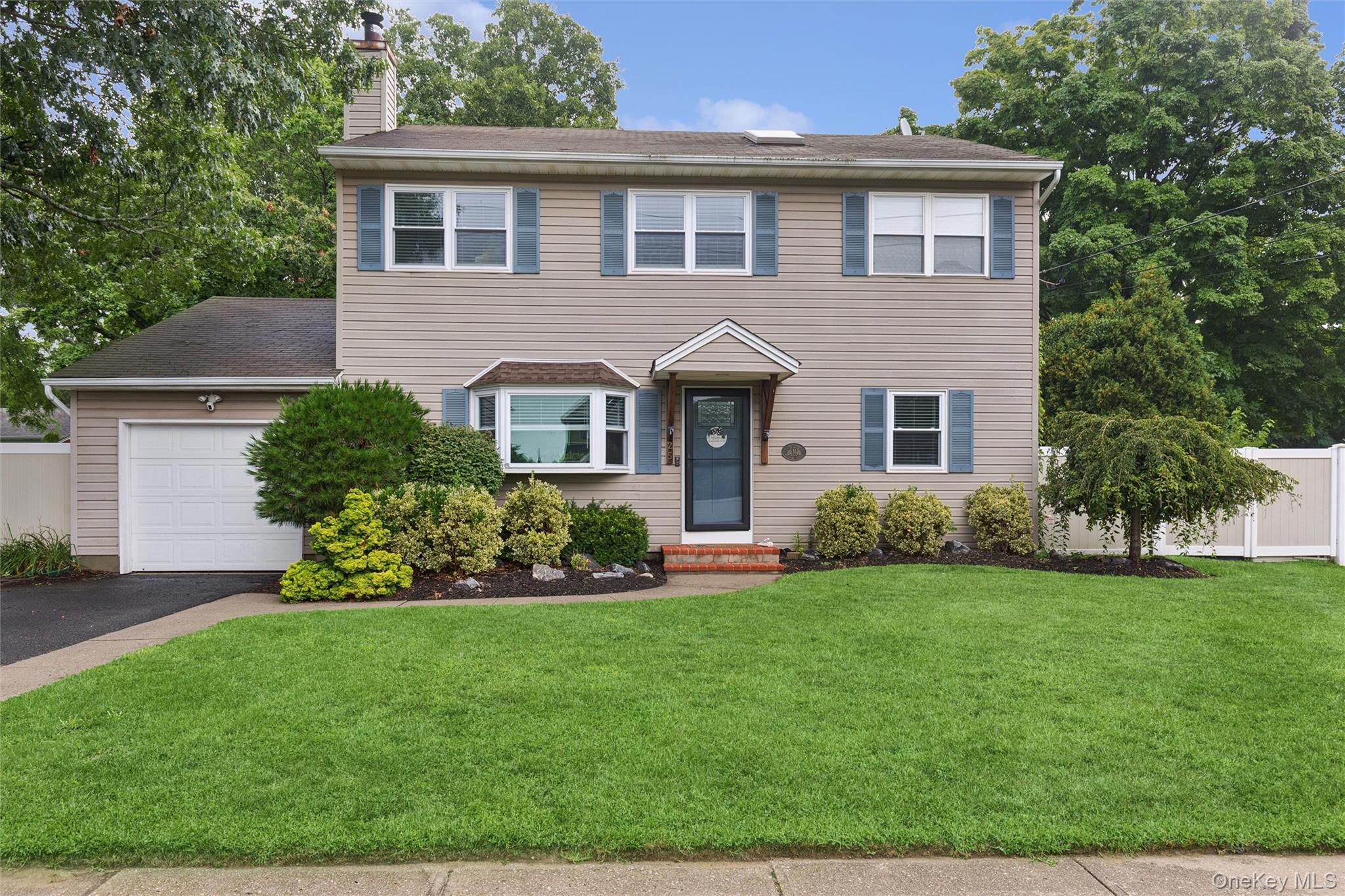 1st image of 25 N Ocean Ave, Brookhaven, NY 11934 | MLS# 1040135
