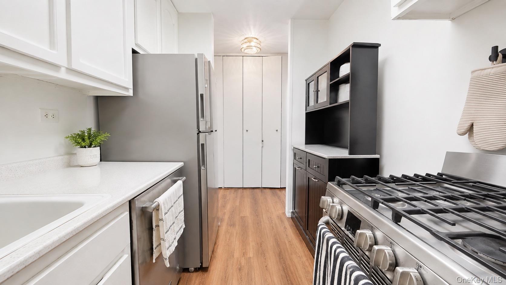 2nd image of 175 20 Wexford Ter #10D, New York, NY 11432 | MLS# 1040140