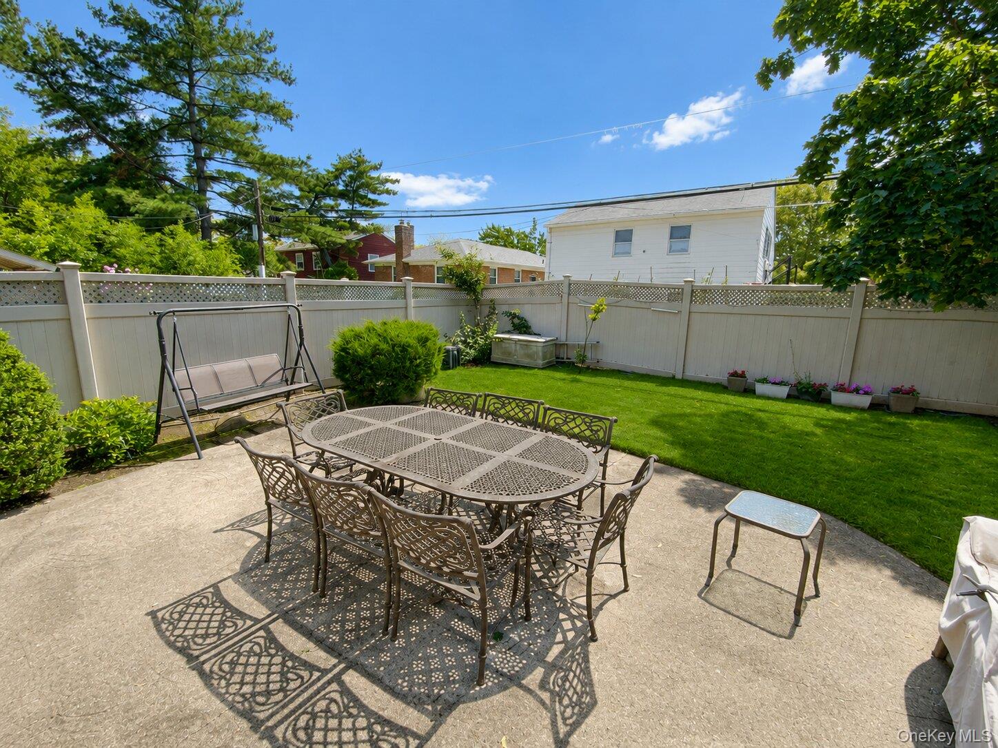 37th image of 209 42 26th Ave, New York, NY 11360 | MLS# 1040210