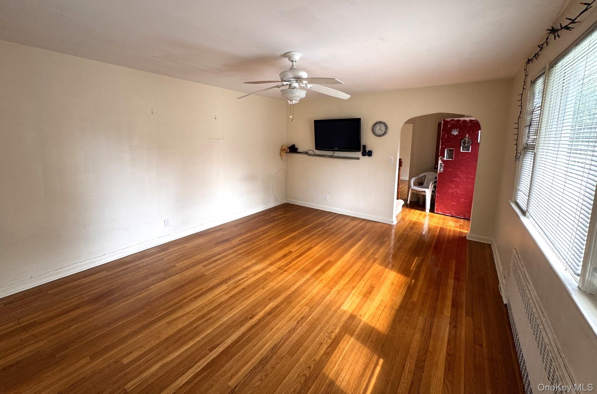 4th image of 55 Canfield Ave, Yonkers, NY 10710 | MLS# 1040212