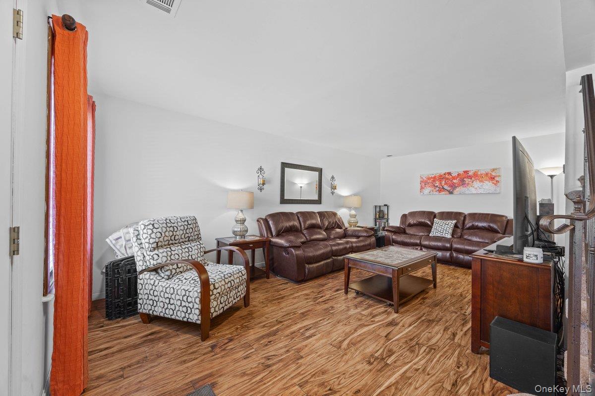 2nd image of 21 Alhambra Dr, Hempstead, NY 11572 | MLS# 1040224