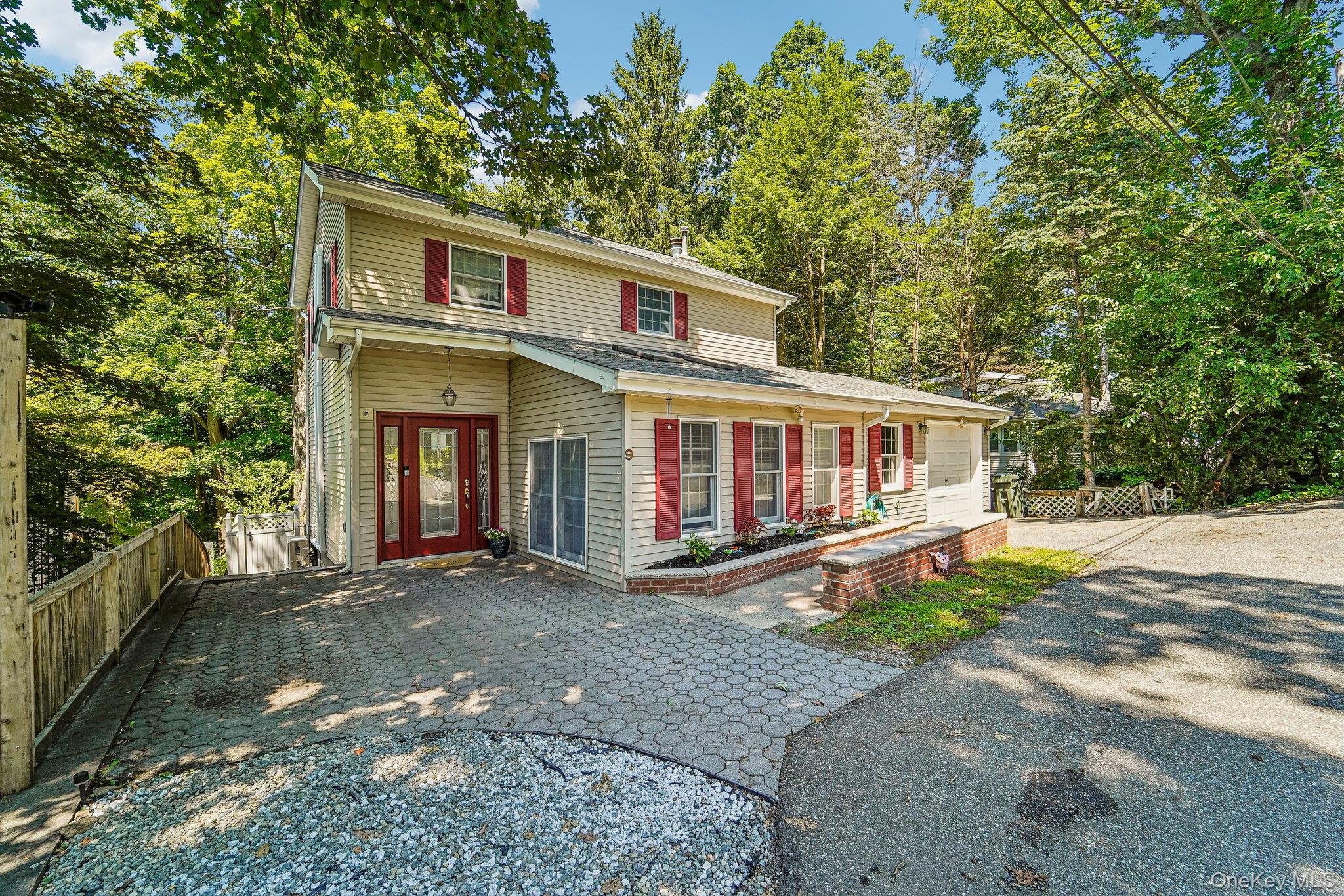 2nd image of 9 Morgans Wy, Warwick (town), NY 10925 | MLS# 1040237