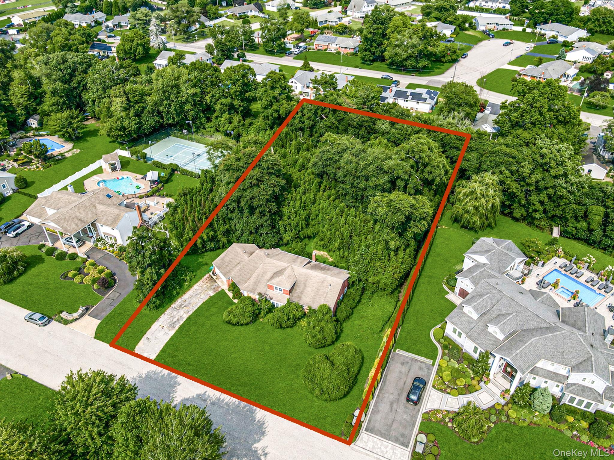 3rd image of 893 Gardiner Dr, Islip, NY 11706 | MLS# 1040238