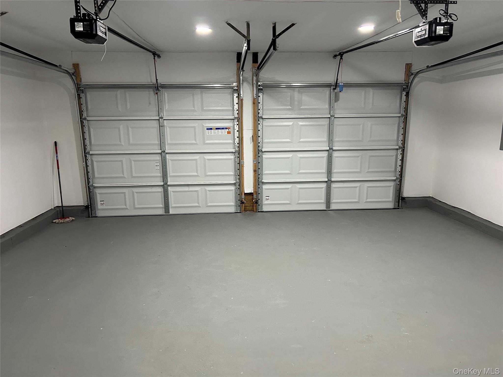17th image of 5 Orleans Grn, Brookhaven, NY 11727 | MLS# 1040239