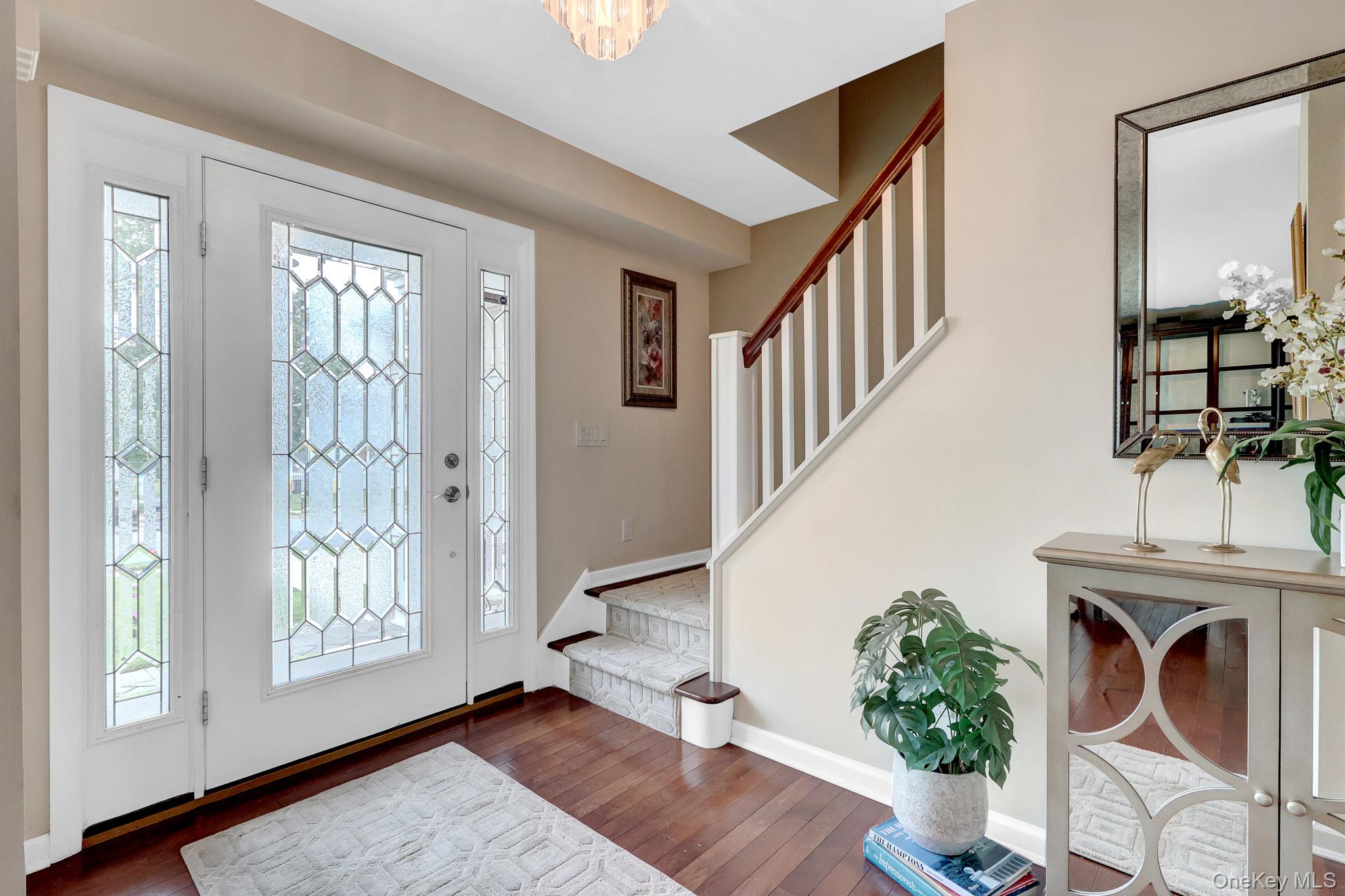 2nd image of 34 Ne Admiral Rd, Oyster Bay, NY 11758 | MLS# 1040243