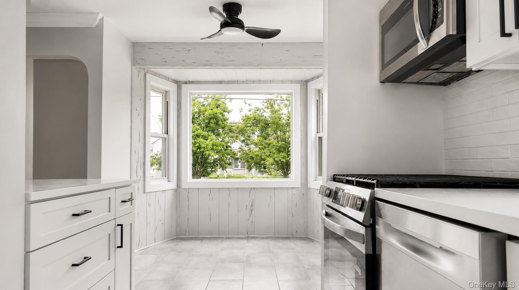 3rd image of 15 Berkshire Rd, Hempstead, NY 11566 | MLS# 1040245