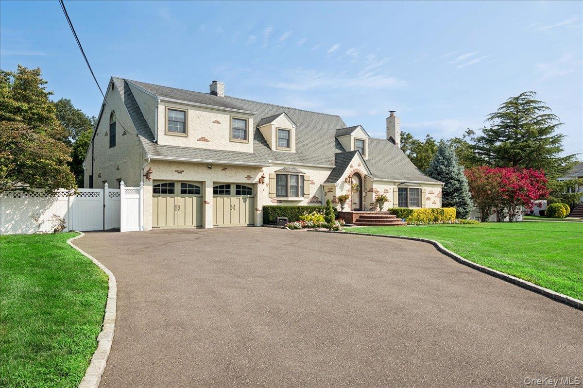 2nd image of 34 Albemarle Rd, North Hempstead, NY 11590 | MLS# 1040255