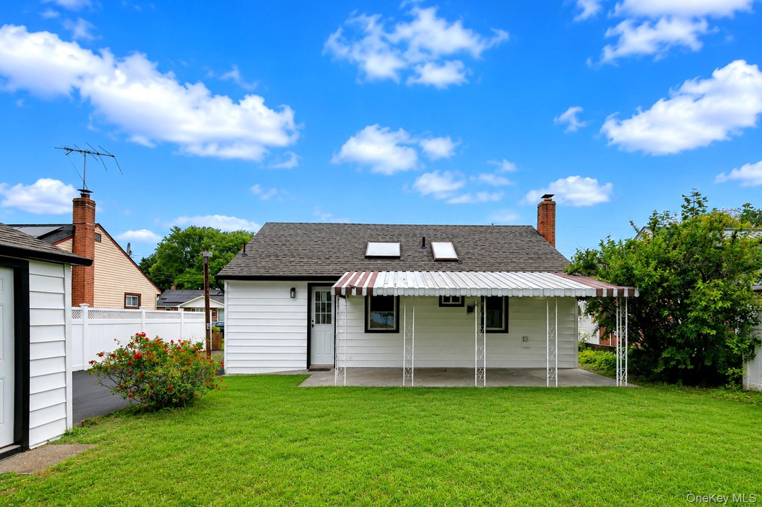 5th image of 116 E Booker Ave, Babylon, NY 11798 | MLS# 1040269