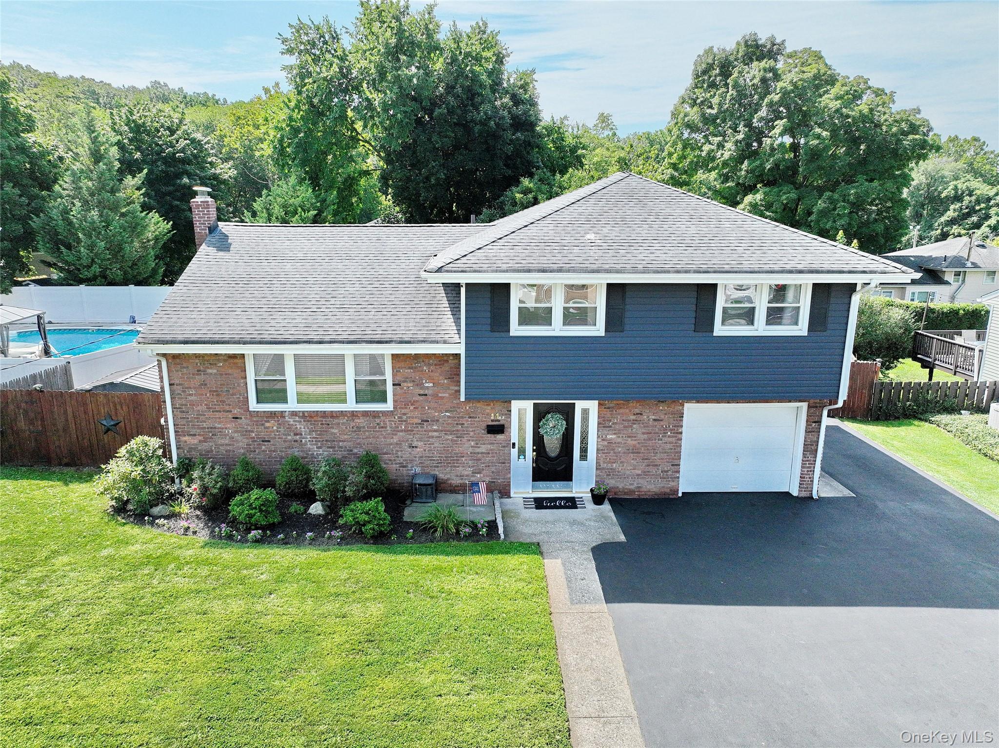2nd image of 11 Crestwood Dr, Ramapo, NY 10901 | MLS# 1040306