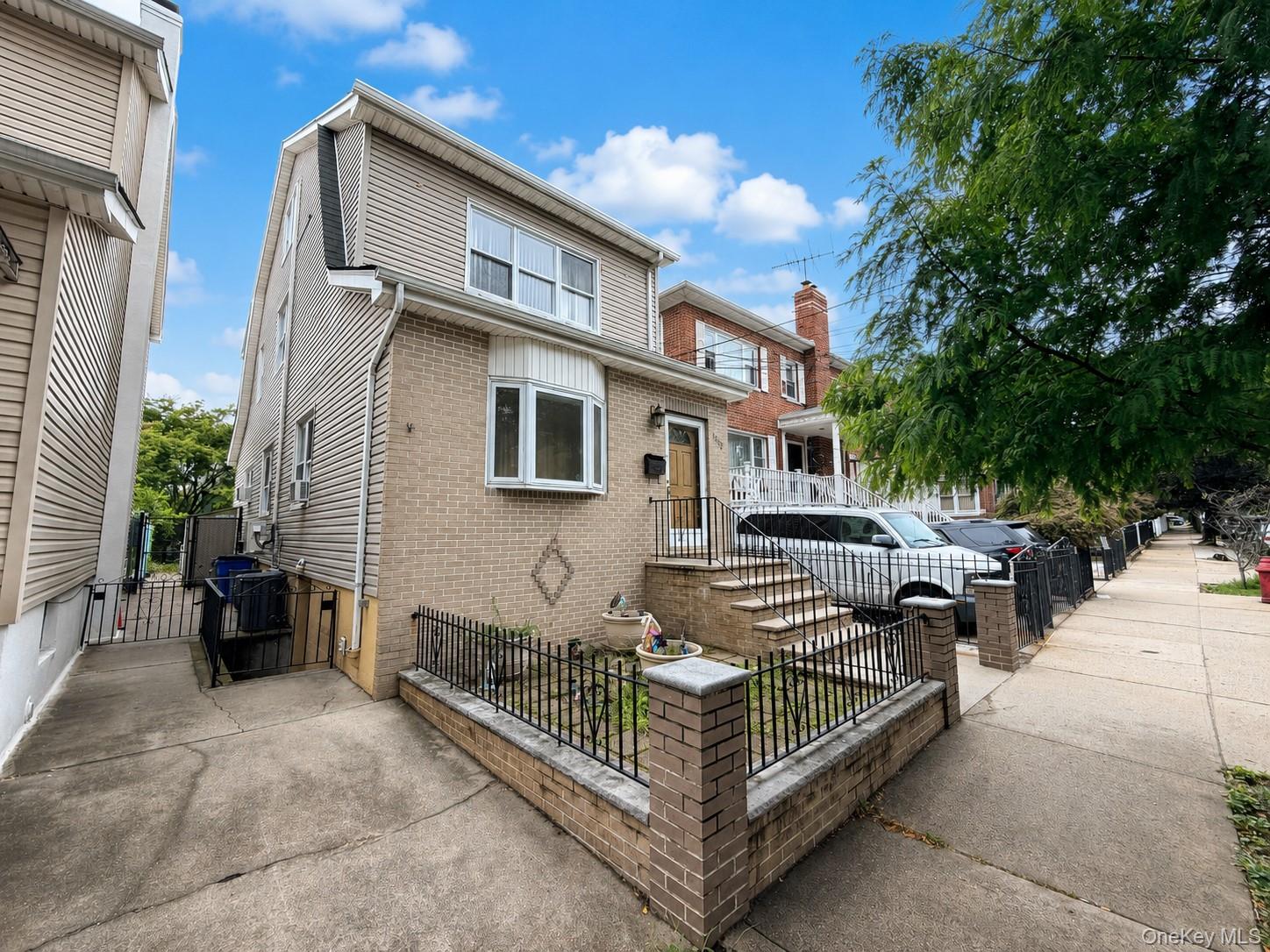 30th image of 1563 Haight Ave, New York, NY 10461 | MLS# 1040356