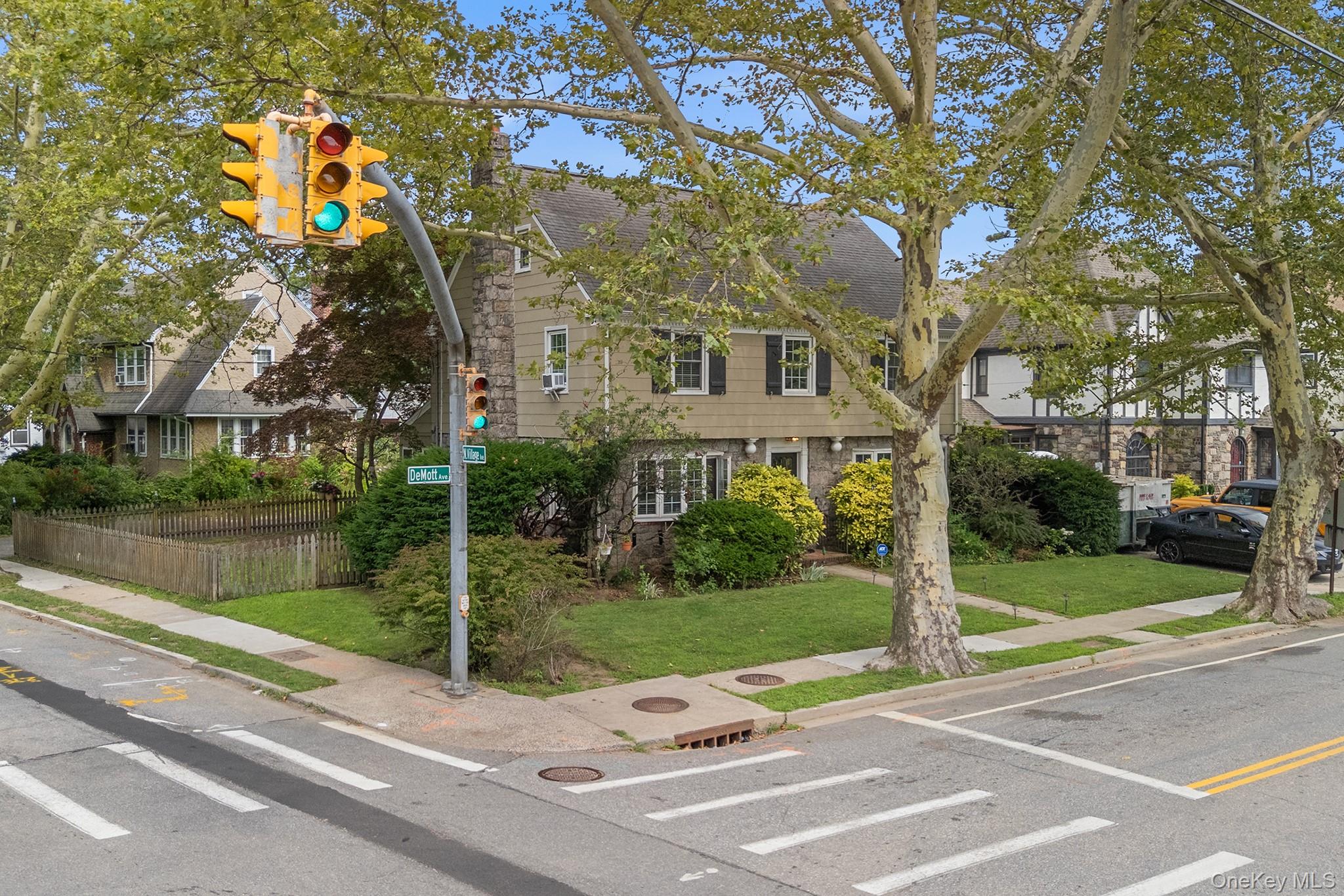 4th image of 3 Demott Ave, Hempstead, NY 11570 | MLS# 1040367