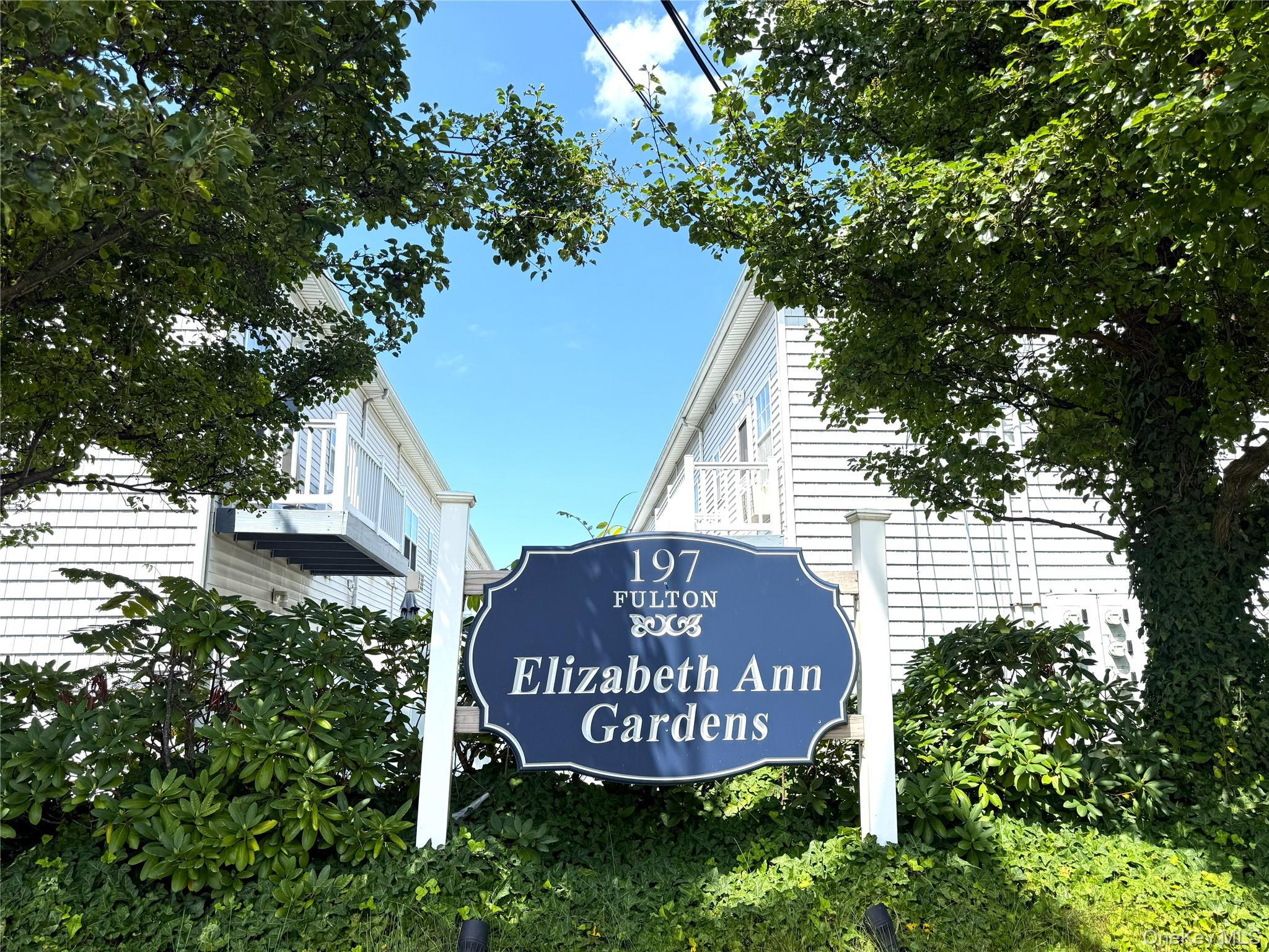 2nd image of 197 Fulton St, Oyster Bay, NY 11735