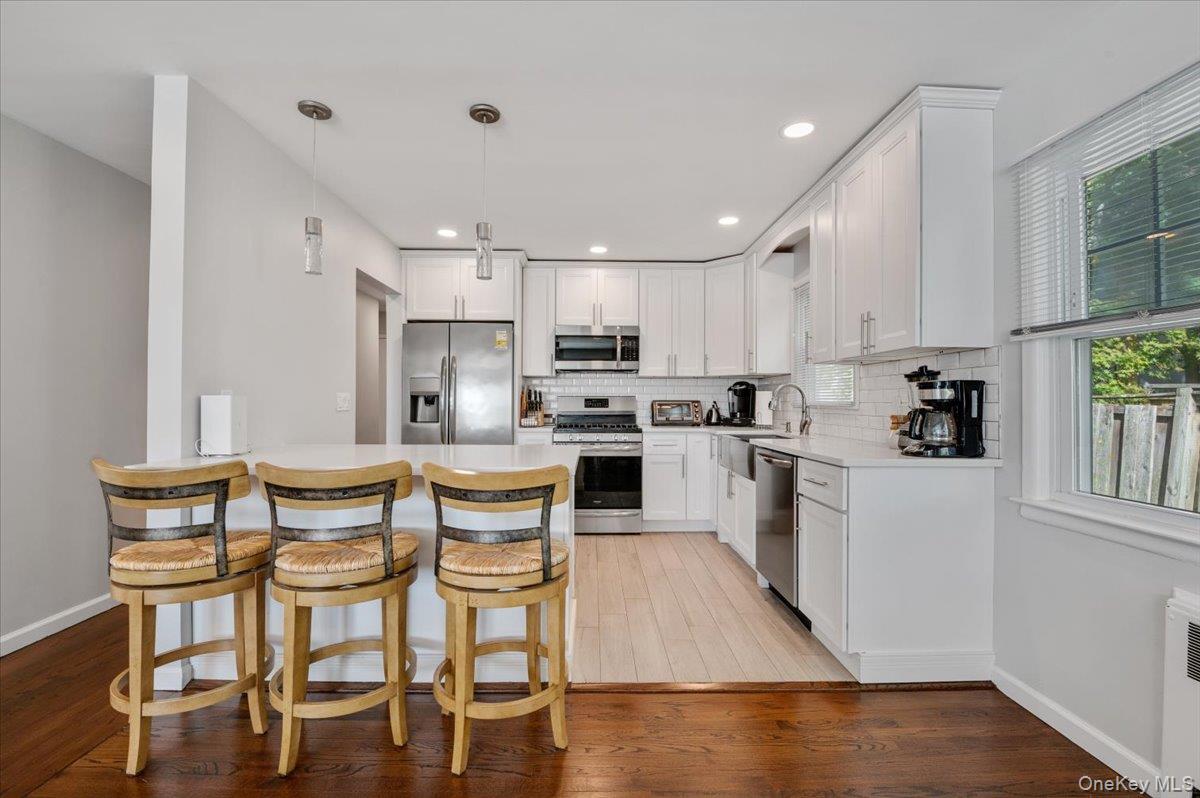 4th image of 845 E Walnut St, Long Beach, NY 11561 | MLS# 1040378