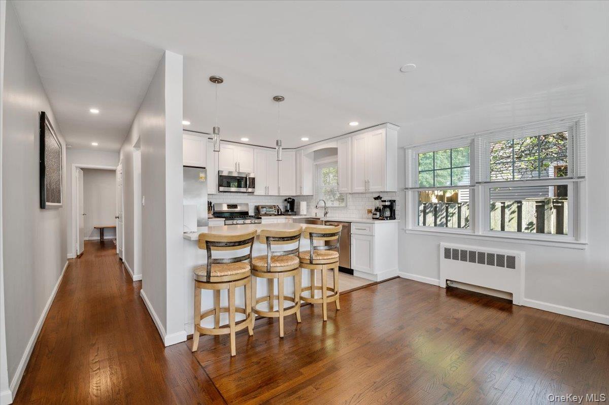 5th image of 845 E Walnut St, Long Beach, NY 11561 | MLS# 1040378