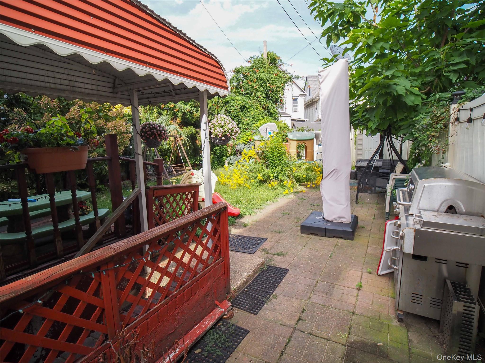 17th image of 10343 Woodhaven Blvd, New York, NY 11417 | MLS# 1040410