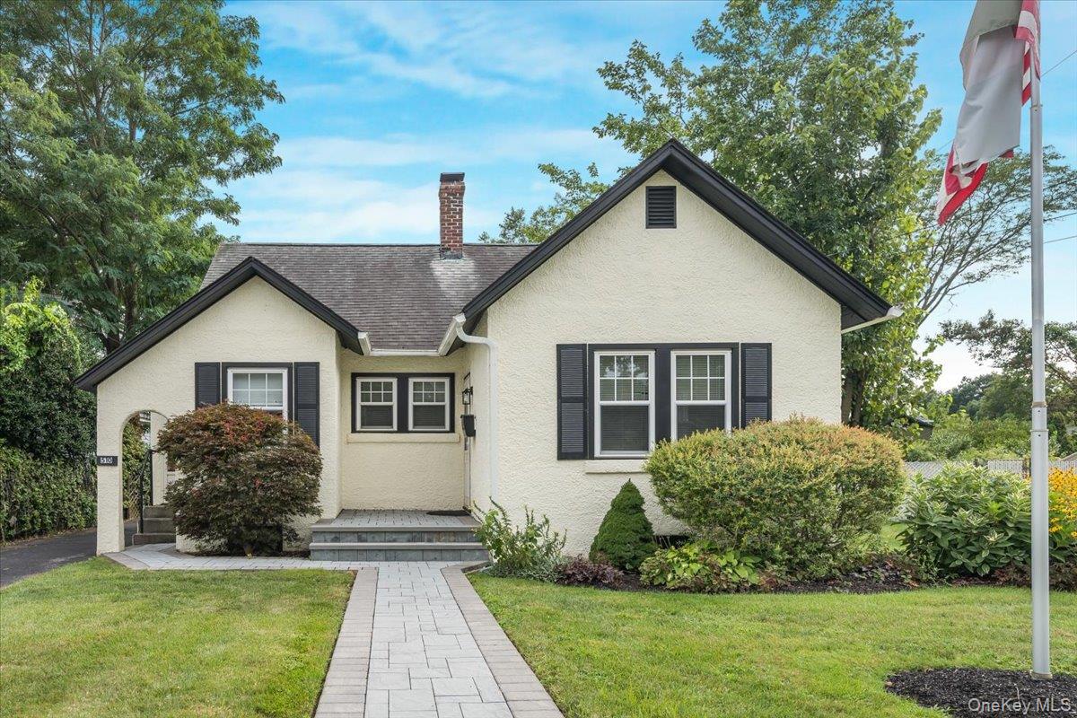 1st image of 510 Secatogue Ave, Babylon, NY 11735 | MLS# 1040415