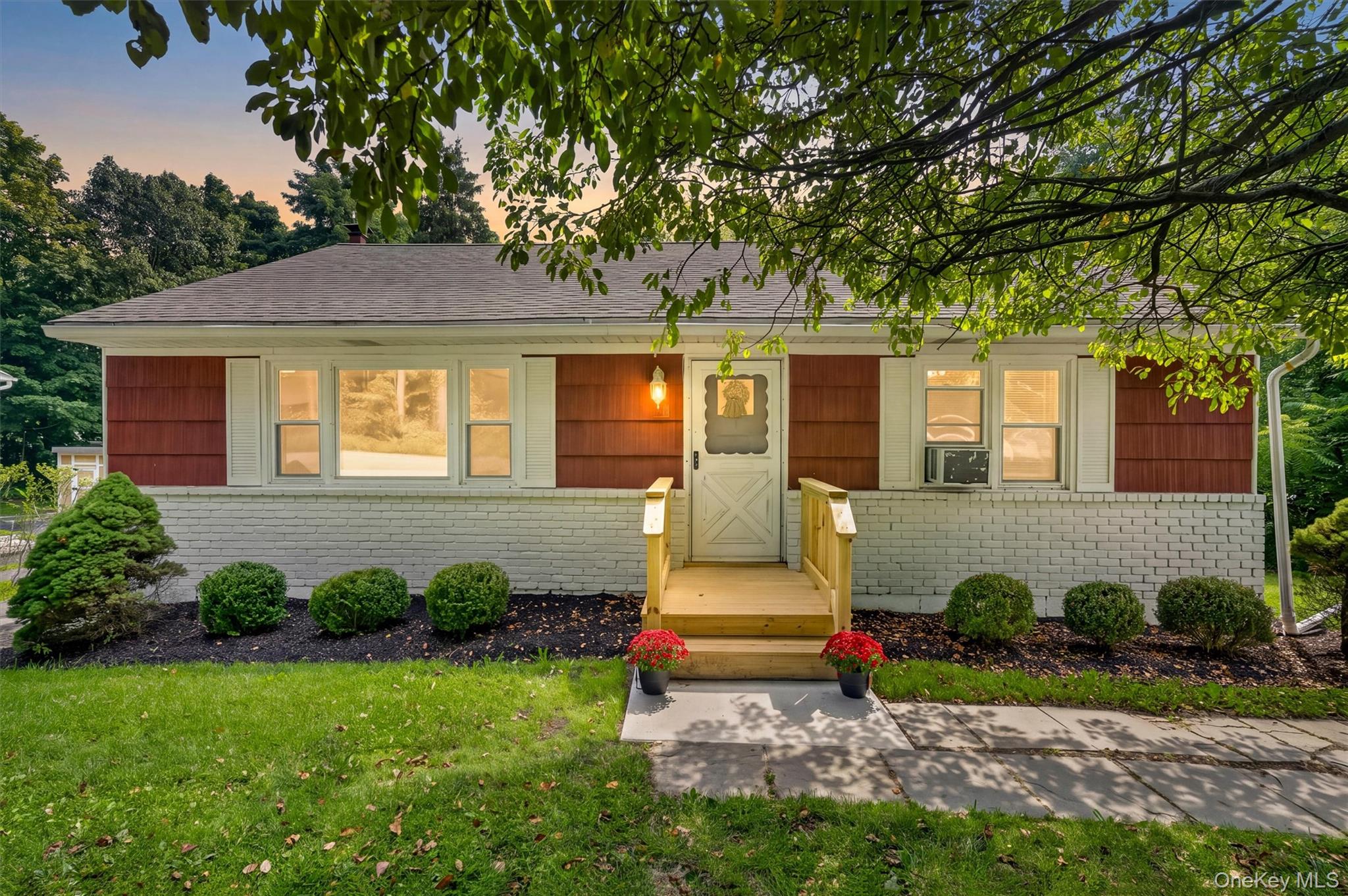 1st image of 31 Leslie Rd, Newburgh (town), NY 12550 | MLS# 1040419