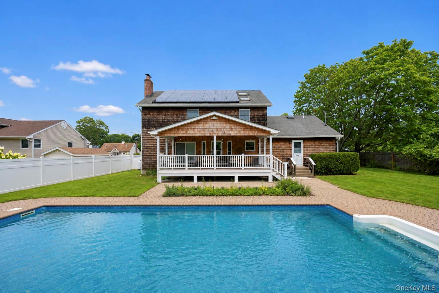 5th image of 36 George St, Islip, NY 11782 | MLS# 1040422