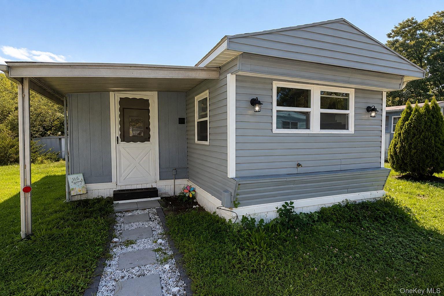 1st image of 16 Jennifer Ct, Poughkeepsie (town), NY 12601 | MLS# 1040424