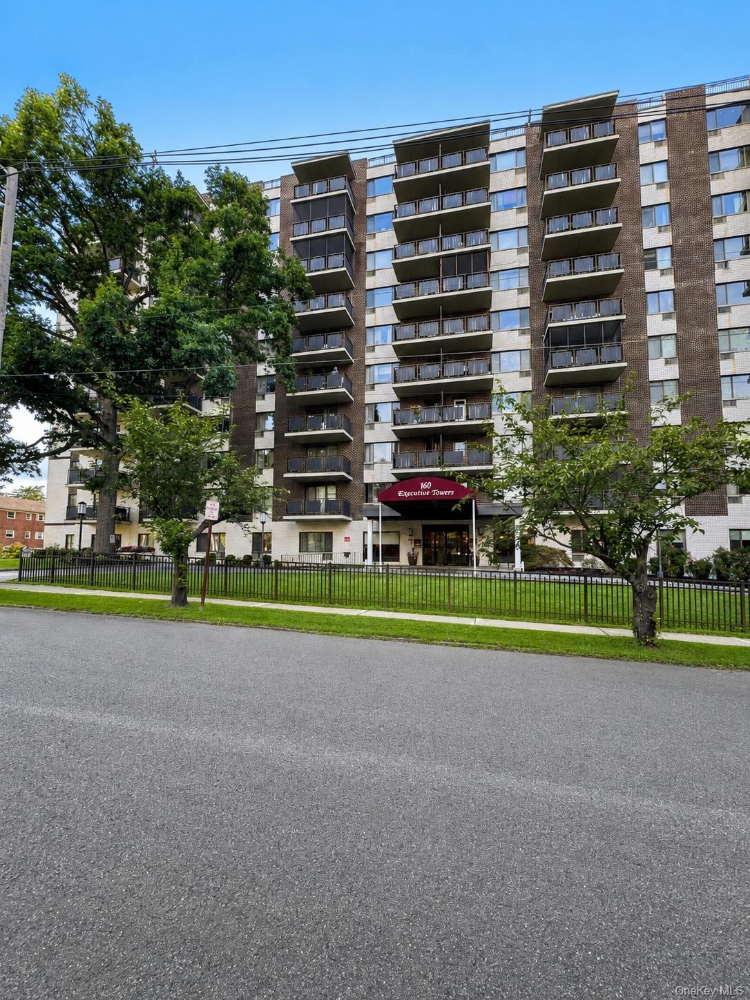 1st image of 160 Academy St #3D, Poughkeepsie, NY 12601 | MLS# 1040426