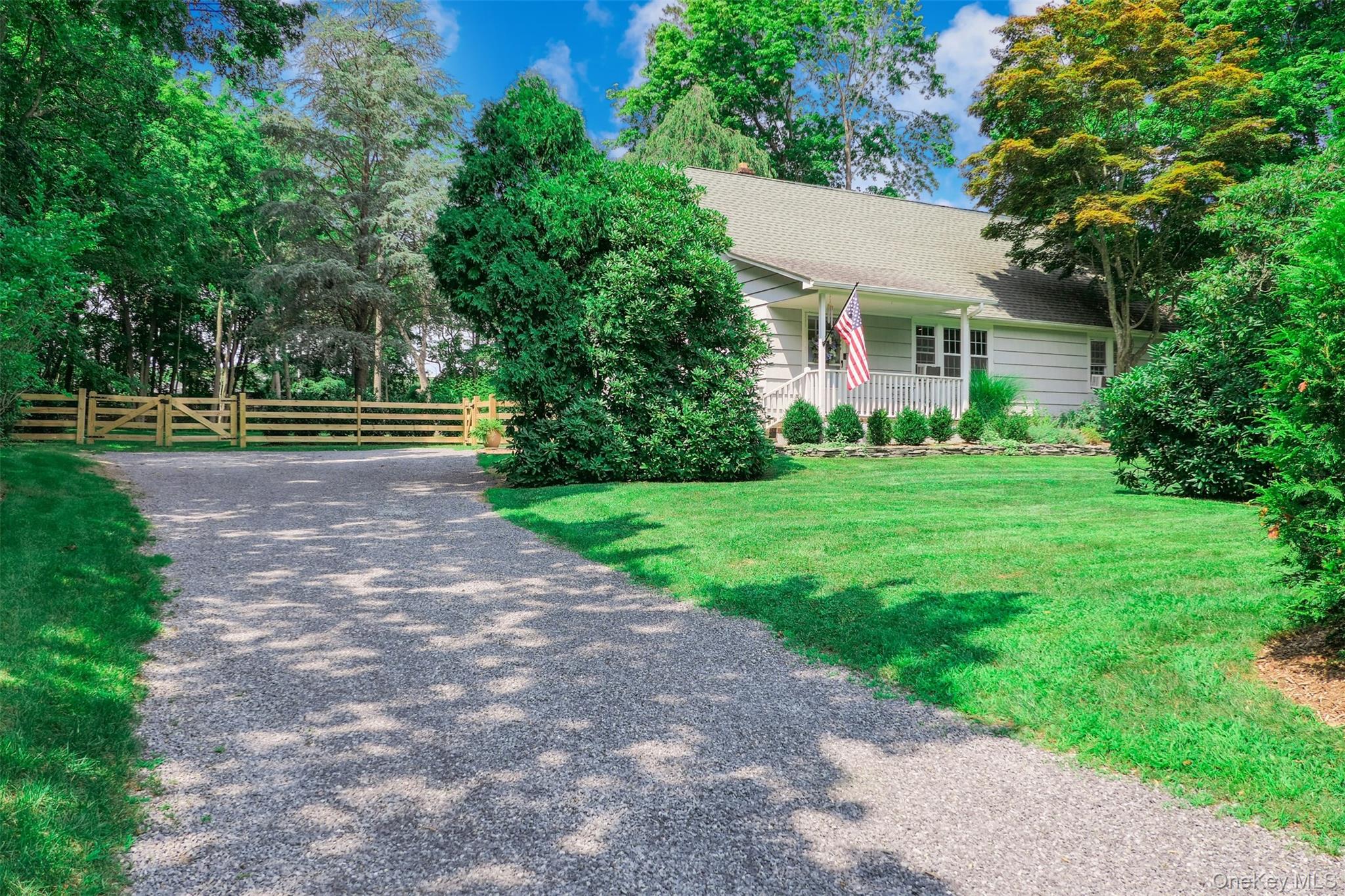 3rd image of 353 S Country Rd, Brookhaven, NY 11719 | MLS# 1040440