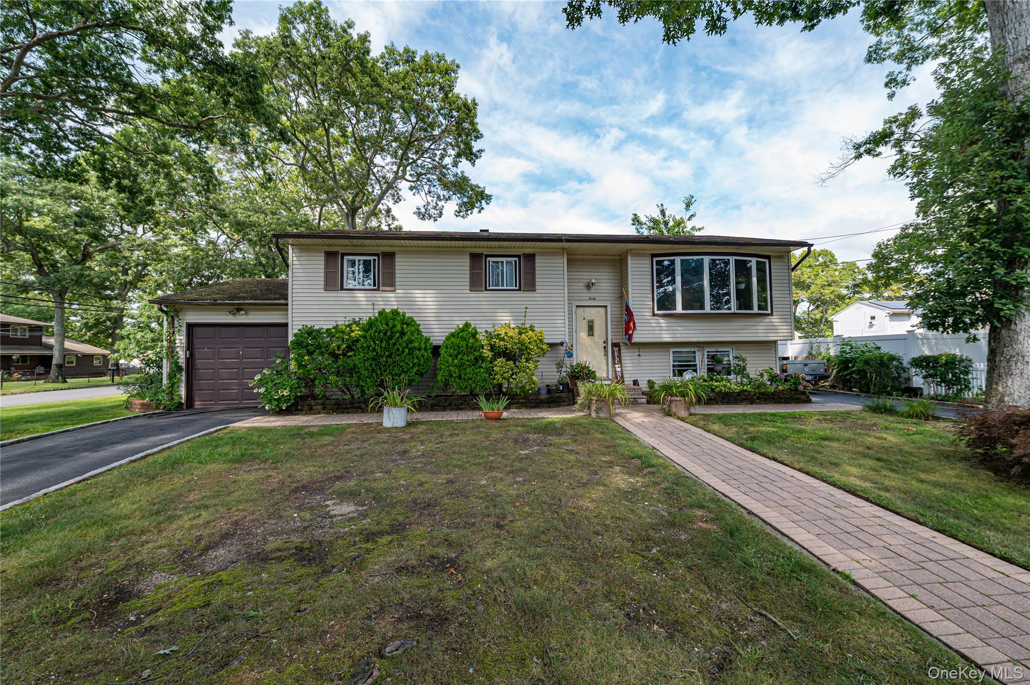1st image of 40 Rockland Ave, Babylon, NY 11704 | MLS# 1040446