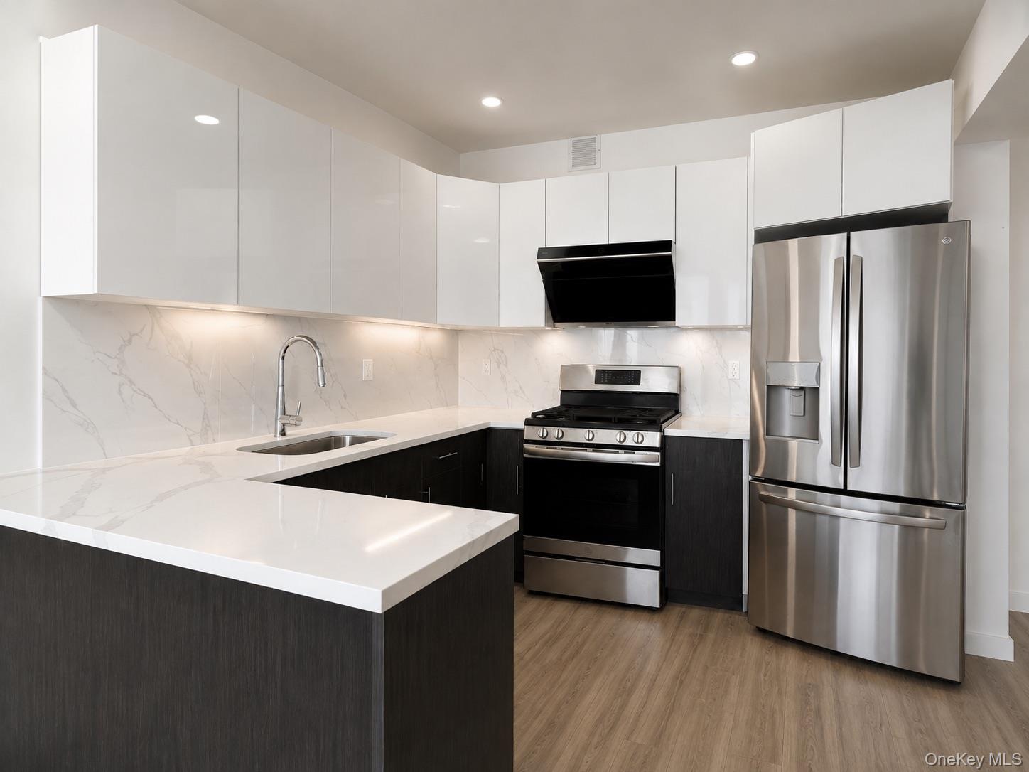 5th image of 7065 Queens Blvd #6A, New York, NY 11377 | MLS# 1040450