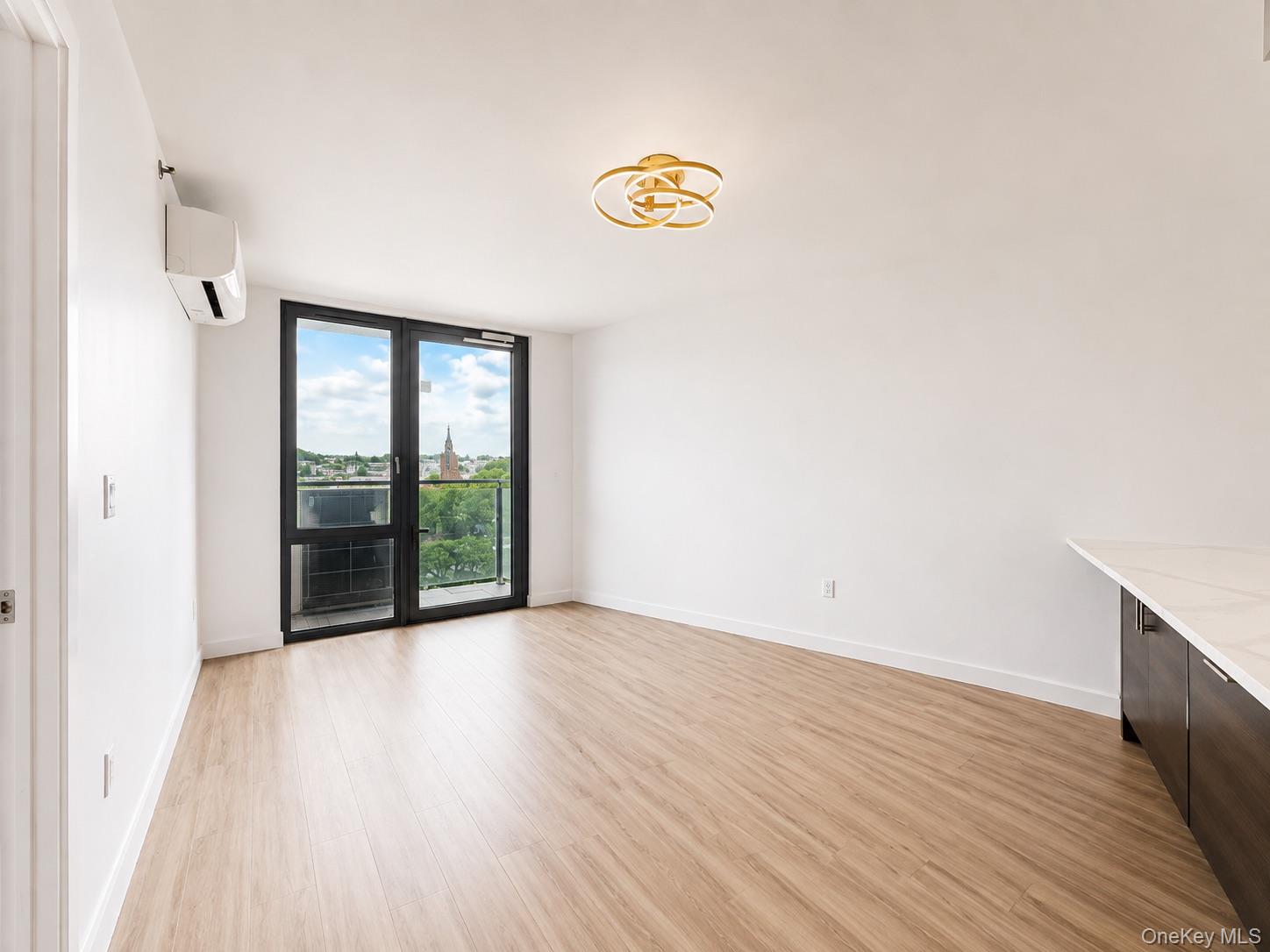 2nd image of 7065 Queens Blvd #6A, New York, NY 11377 | MLS# 1040450