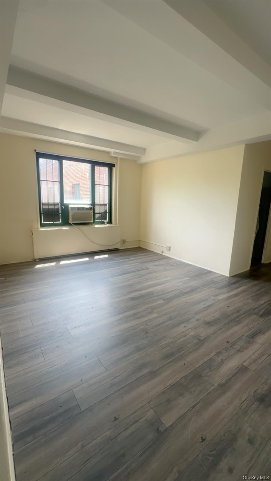 2nd image of 1530 Archer Rd #7H, New York, NY 10462 | MLS# 1040454